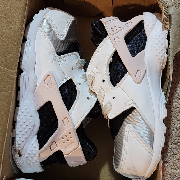 Toddler Nike Huarache Sz 7 - Picture 2 of 5